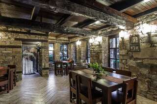 Отель Отель Хитрый Питер Габрово-6